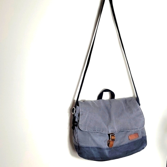Levi's Handbags - Levi's Grey Canvas Crossbody Messenger Laptop Bag